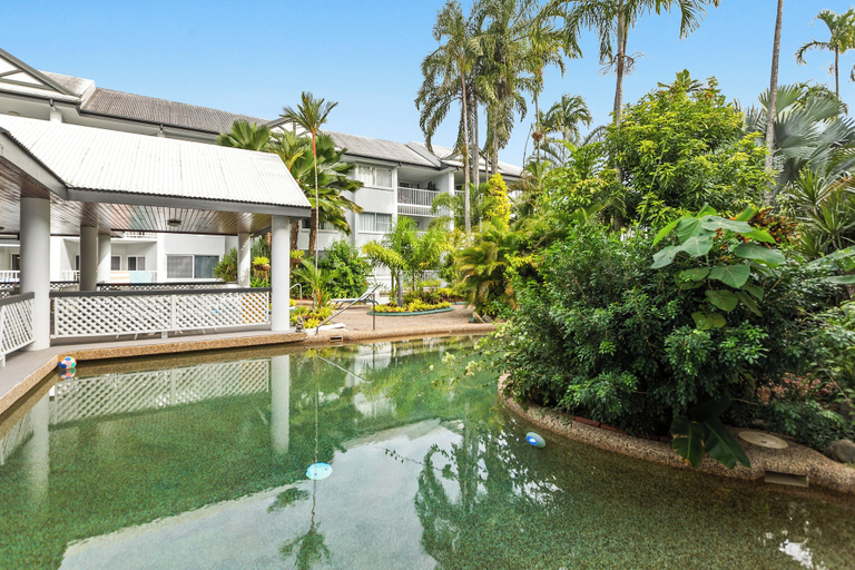 Pool 5, Cairns Tropical Bliss Swim In - Out Apt, Cairns