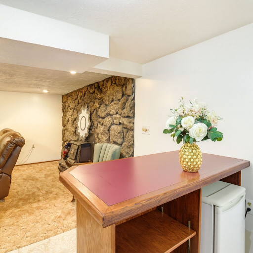 Living area 4, Spokane Valley Escape, Spokane