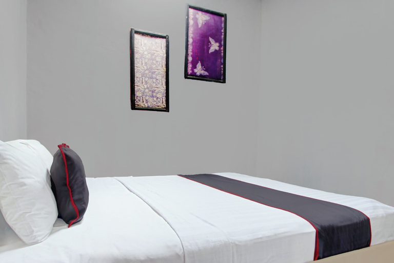 Room 5, Hotel O Putra Family Homestay Sikunir, Wonosobo