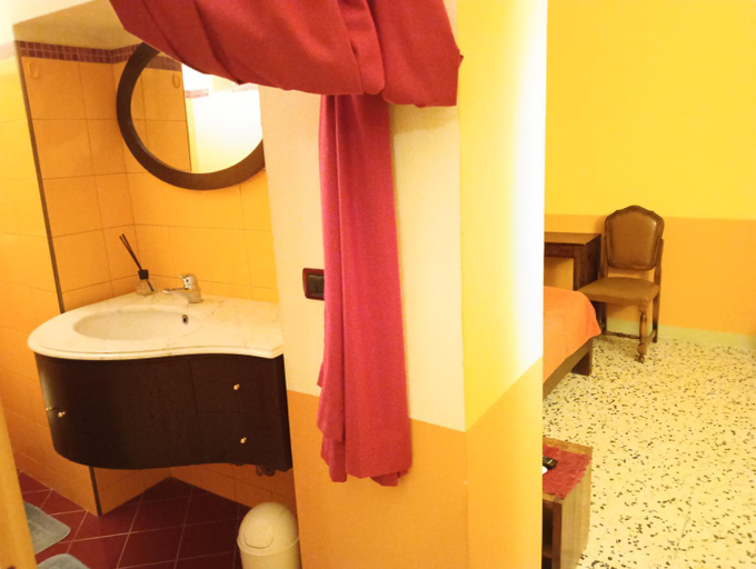 Others 5, B&B I tre gatti, Alessandria
