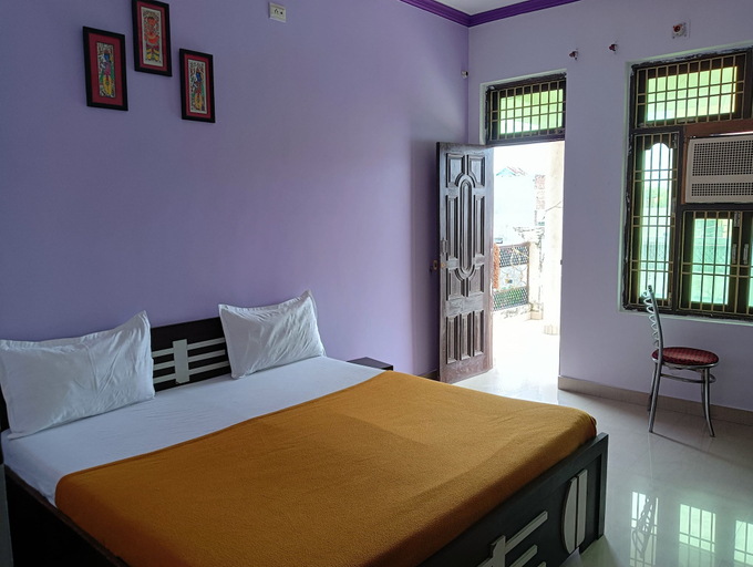 Room 1, Varuna Palace Varanasi, Varanasi