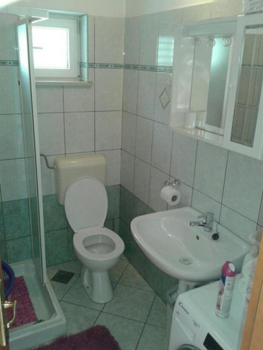 Bathroom 3, Apartments Magda, Supetar