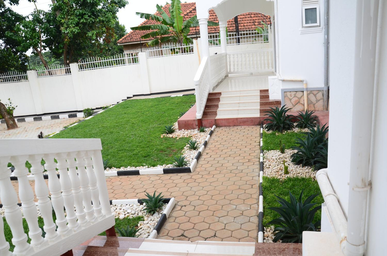 Others 4, Muyenga Luxury Vacation Home, Kampala