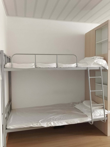Room 3, WJV Inn Tejero, Cebu City