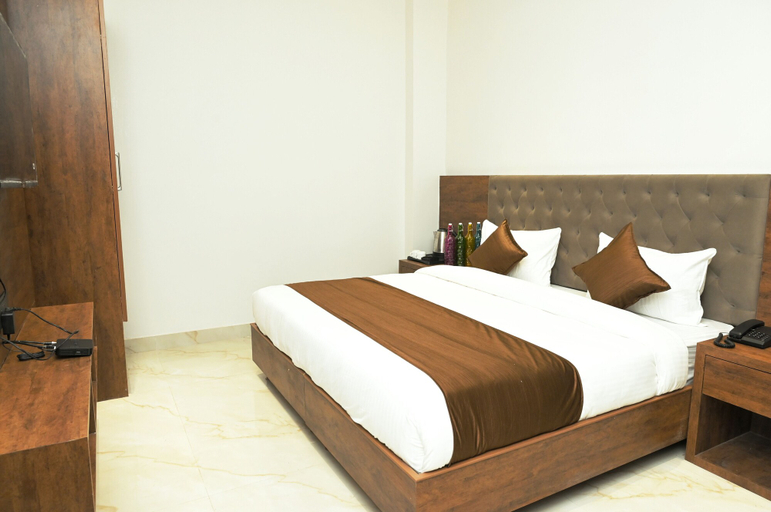 Room 4, hotel sapphire, Gwalior