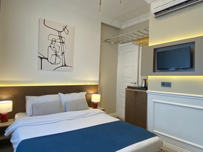 Room 2, Emily Taksim Hotel, Beyoğlu