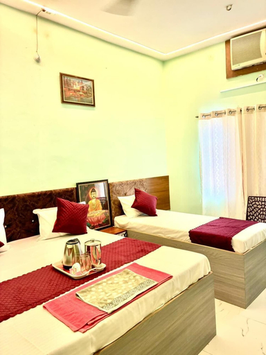 Room 3, US Residency, Varanasi