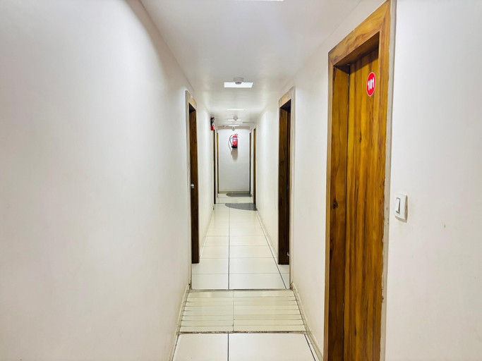 Lobby 5, STAR HOTEL, Ahmadabad