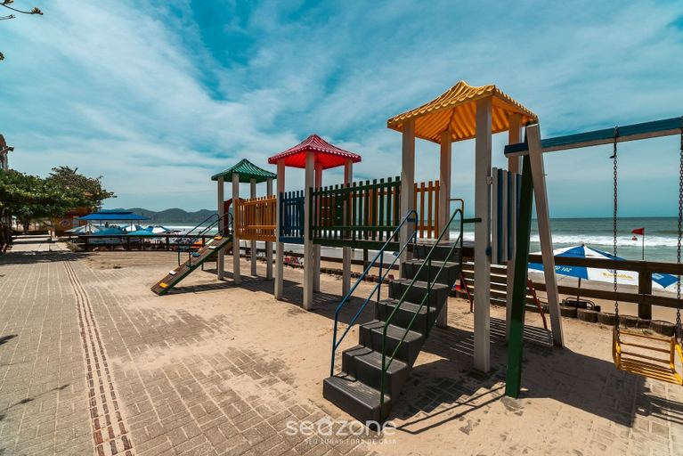 Children's area, 2BR Apt With BBQ in Meia Praia Mlo0601, Itapema
