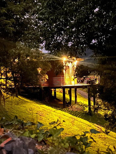 Front of property - evening/night, Refúgio dos Lobos com Banheira de Hidromassagem ao Lado de Alfredo Wagner - SC, Leoberto Leal