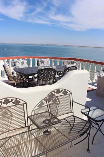 Outdoor dining 2, Casa Beazley, Puerto Peñasco