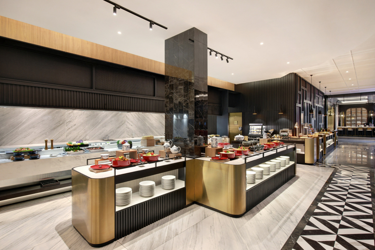 Food & Drinks 5, Grand Mercure Batam Centre, Batam