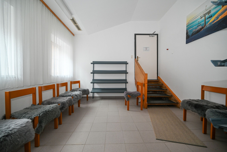 Room 4, Schmitten 27 - Apartment 3 200m From ski Lift, Zell am See
