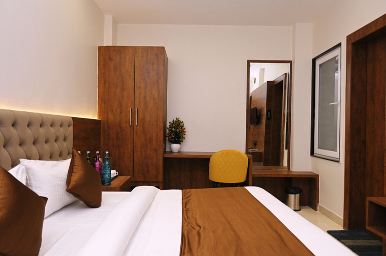 Room 2, hotel sapphire, Gwalior