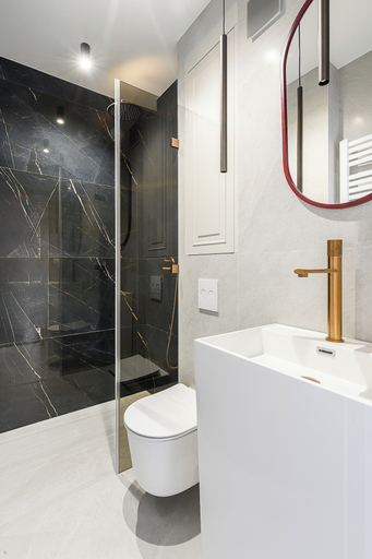 Bathroom 2, Lumina premium apartment with city view, Warsaw