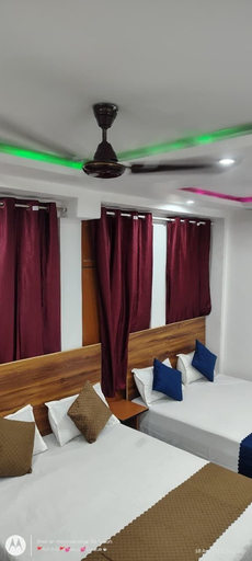 Bedroom 2, Ayodhya Cantt Palace & Restaurant, Faizabad