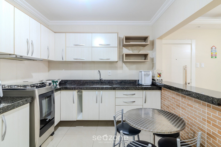 Private kitchen 3, 2BR Full apt Beachfront Ese0102, Balneário Arroio do Silva