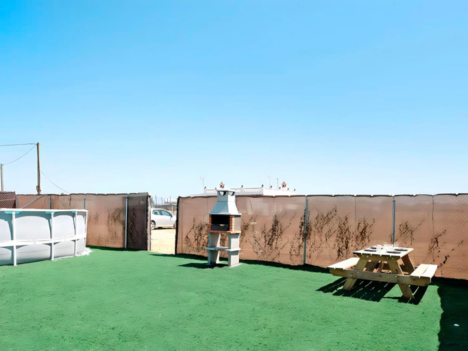 3, Bungalow cerca de la playa con piscina, jardin y wifi, Cádiz