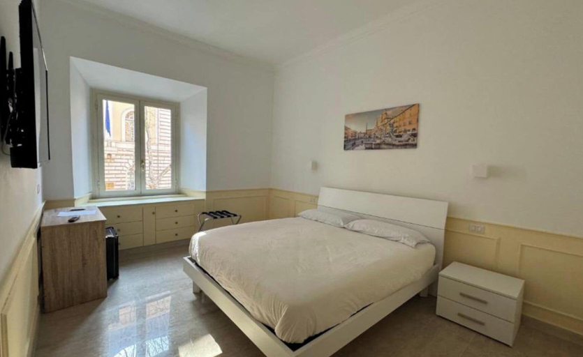 Bedroom 3, Costantino Rooms, Roma