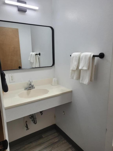 Bathroom 4, Lake Stop Resort, Johnson