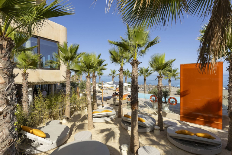 Room 4, Stylish Luxury Suite With Terrace in Higueron, Málaga