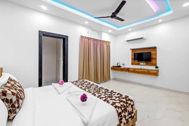 Room 3, Hotel Maa Vaishno, Faizabad