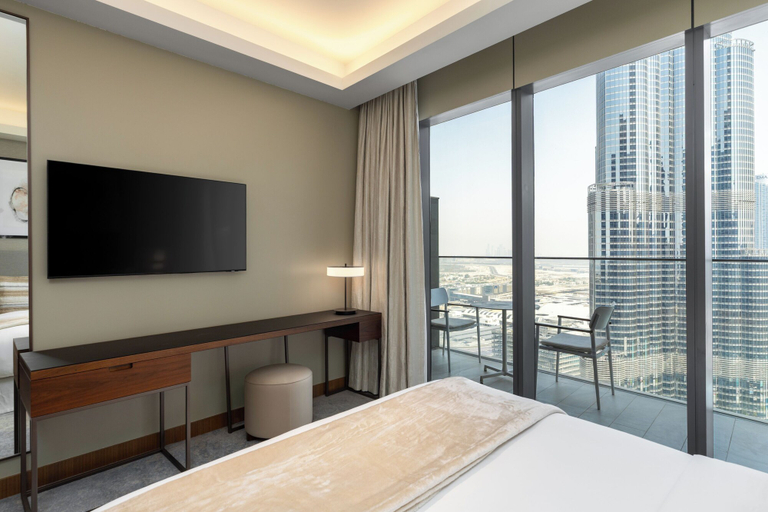 Room 3, Maison Privee - Fabulous Apt w/ Sensational Burj Khalifa Views, Dubai