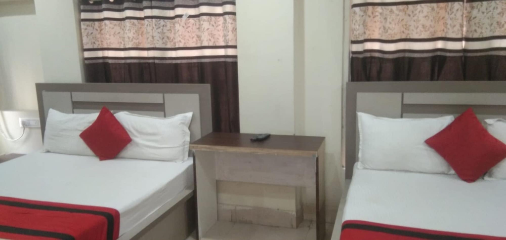 Room 2, Duniya Guest House Kolkata, Kolkata