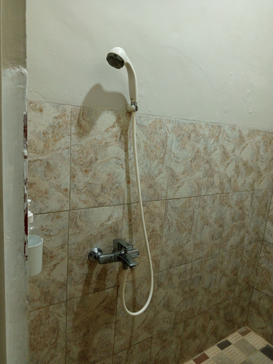 Bathroom, Capital O Rumah Kalimosodo, Malang