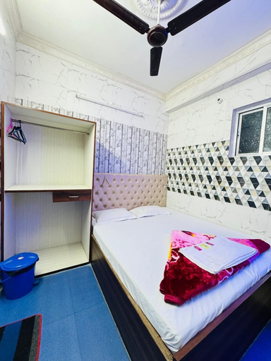 Room 3, RR GUEST HOUSE, Kolkata
