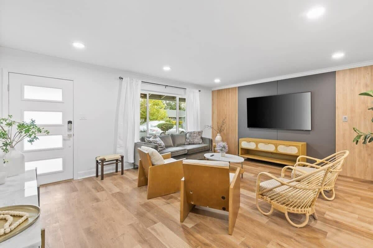 Living area 5, @ Marbella Lane - Modern 3broasis 15-min to Levi's, Santa Clara