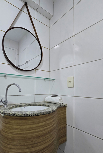 Bathroom 5, Pajuçara: Beautiful 2 Bedroom Apartment with Garage and Pool, Maceió (capital)