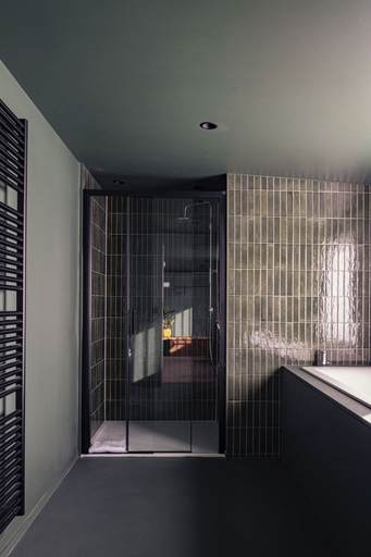 Bathroom 3, Hostellerie Kemmelberg, West-Vlaanderen