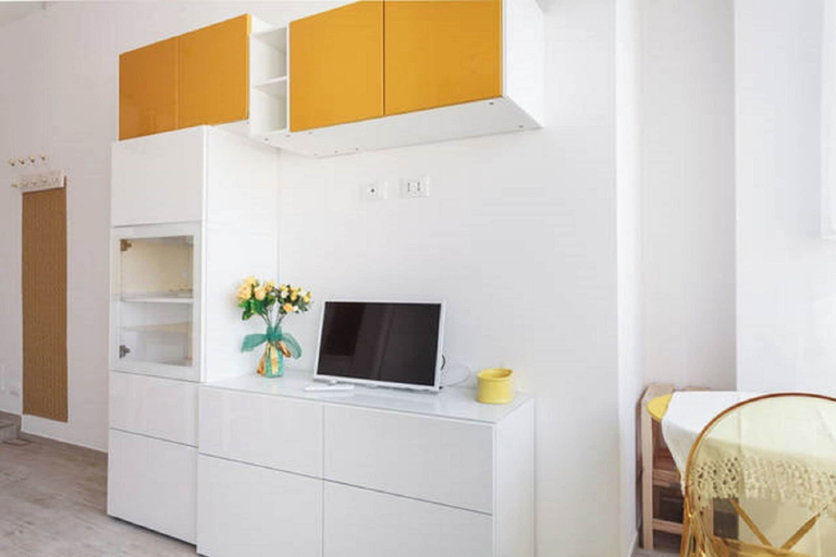 Living area 3, Riva Reno Apartment, Bologna