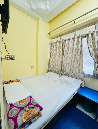 Room 5, RR GUEST HOUSE, Kolkata