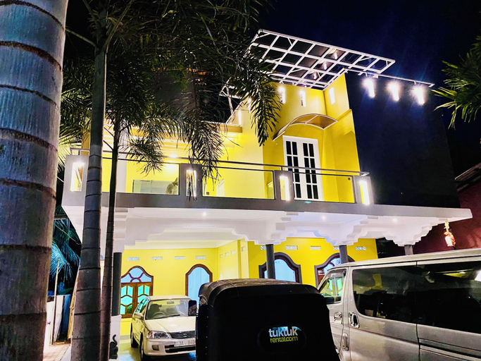 Exterior 4, Hotel Jay R, Trincomalee Town and Gravets