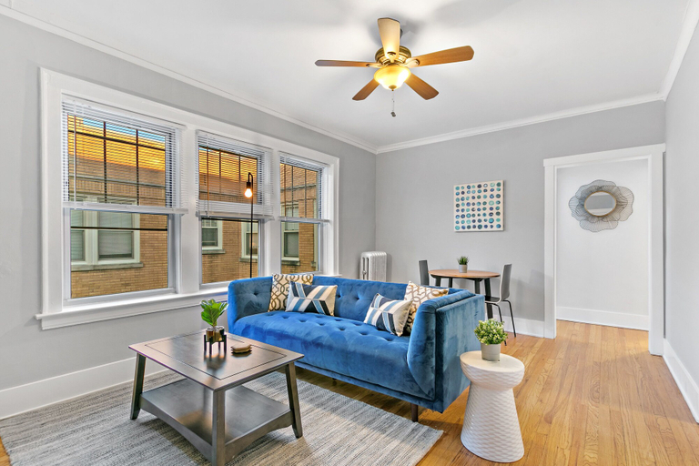 Living area 4, 1BR City Comfort - Campbell rep, Cook