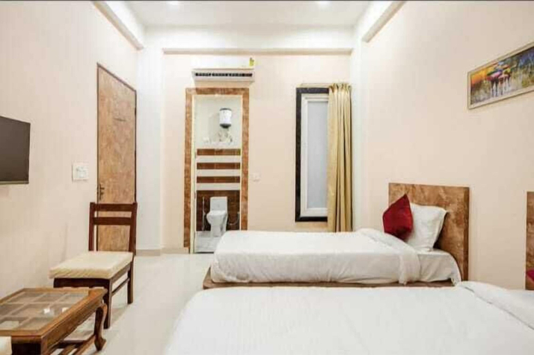 Room 4, The Royal Harmony, Gautam Buddha Nagar