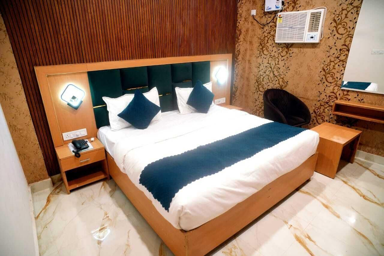 Room 3, HOTEL DIVINE STAY, Amritsar