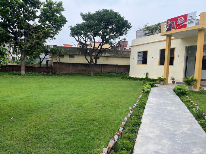 Others 5, ThE MeHrOtRa ReSoRt, Faizabad