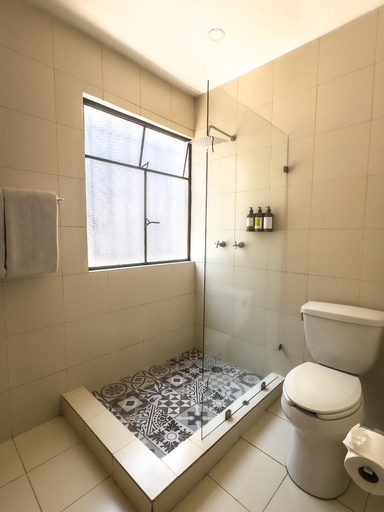 Bathroom 3, Parral 14 Boutique Hotel, Mexico City
