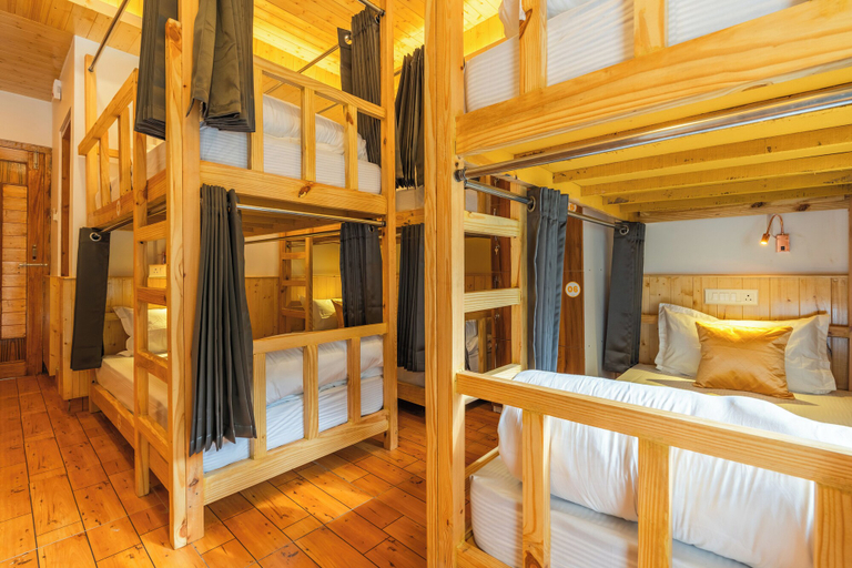 Bedroom 3, The Social Stays Kasol, Kullu