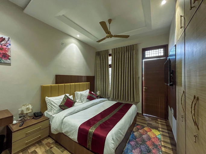 Room 2, Golden Grove Homestay, Varanasi
