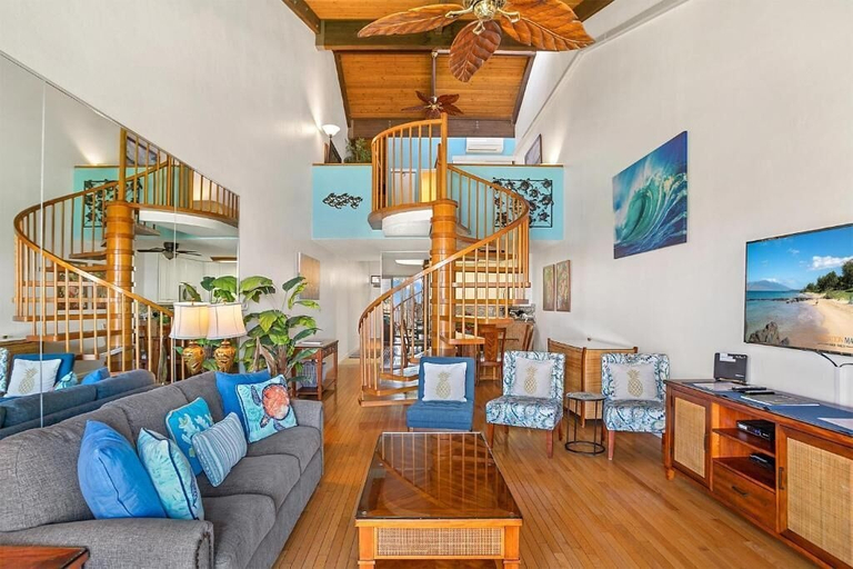 Living area 4, Kamaole Sands, Maui