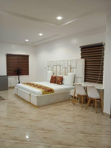 Room 4, Omega Homes Guesthouse Lifecamp Abuja, AbujaMun
