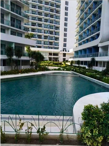 Infinity pool 5, Value Yourself Luxury Beach Near Airport, Parañaque
