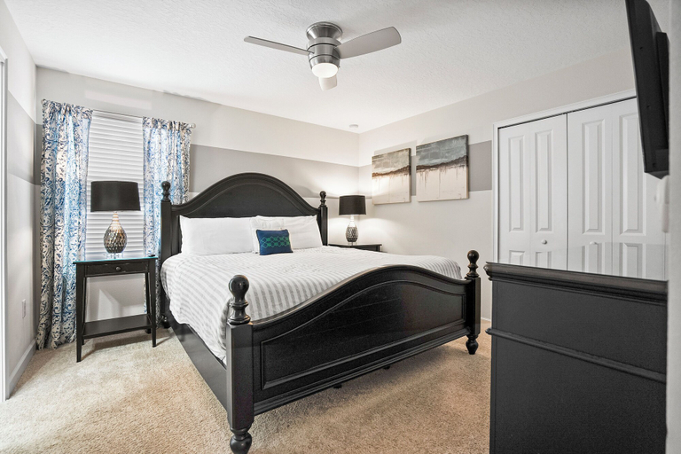 Room 2, Orlando Adventure Your 8B villa getaway, Osceola