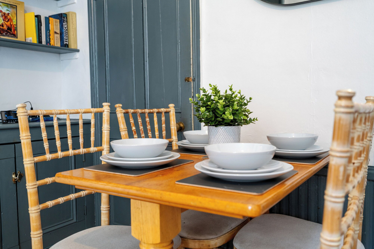 Dining, Fentonville House, Sheffield