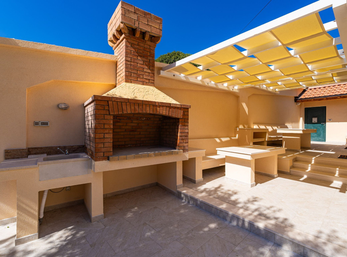 BBQ/picnic area 3, Apartment Nikolica, Dubrovnik