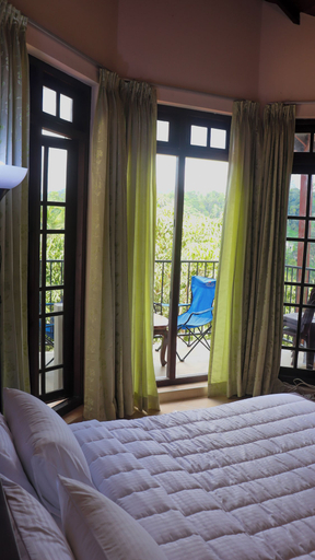 Bedroom 2, Hideaway Homestay Kandy, Harispattuwa